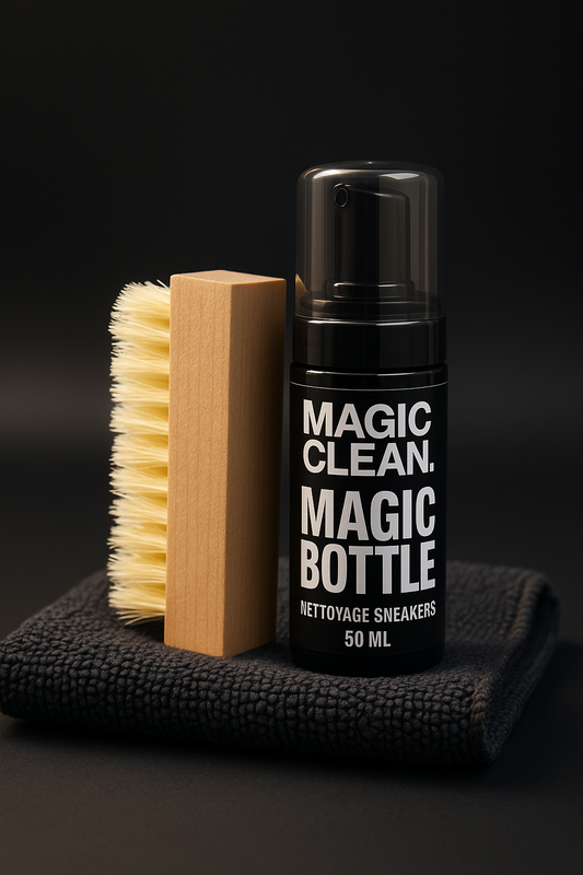 Kit Magic Clean – Nettoyant Sneakers (Flacon + Brosse + Microfibre)